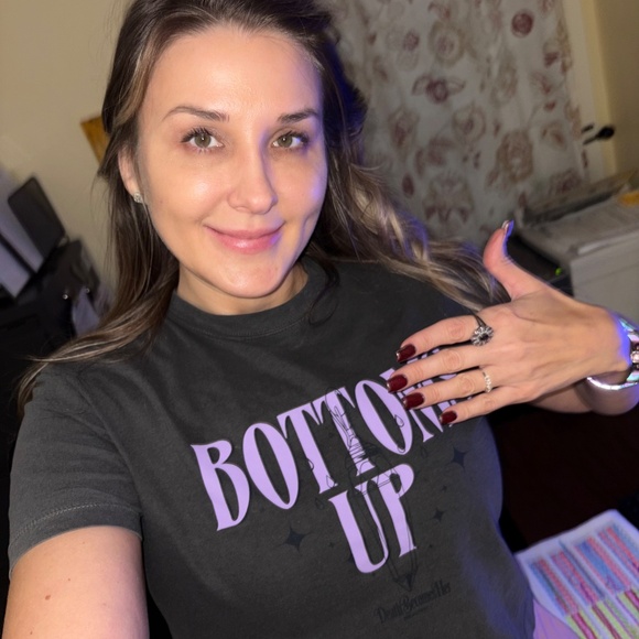 Meet your Posher, Mary - Picture 2 of 2